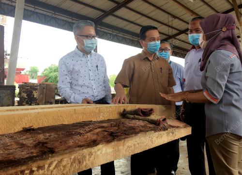 DATUK SERI DR WEE JECK SENG