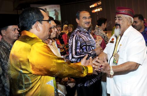 DATUK MOHD JOHARI BAHARUM