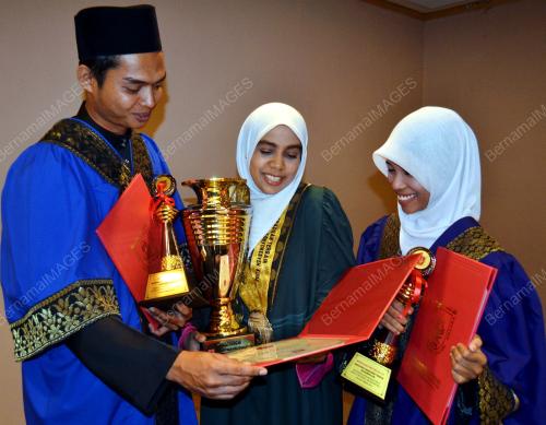 MK01_26092013_KUIM_GRADUAN