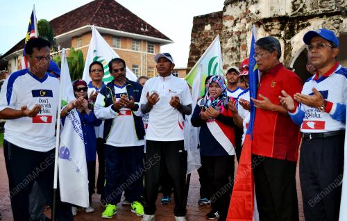 MK01_26112016_KELULUT_WALK_2016