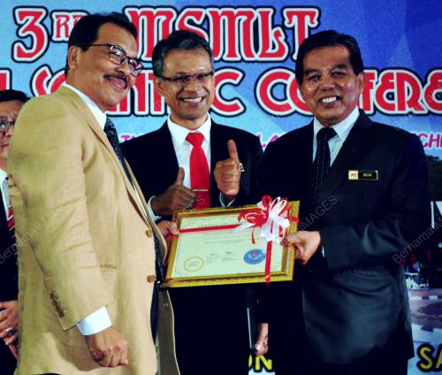 MK01_27042017_HILMI_ANUGERAH