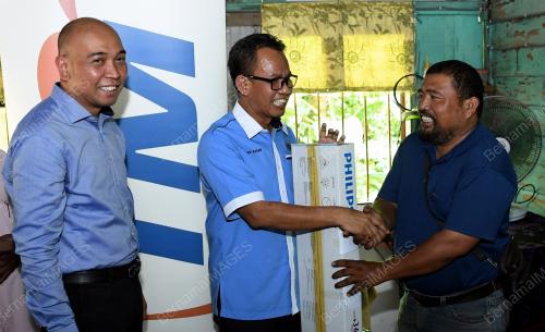 MK01_27072018_CSR_LAMPU_BN201807264174
