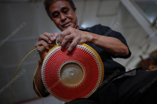 ISHAK KASSIM