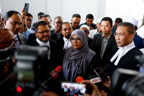 DATUK MAS ERMIEYATI SAMSUDIN