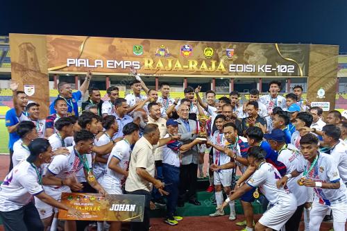 PIALA EMAS RAJA-RAJA