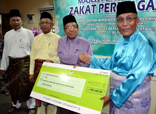 MK01_27112015_PZM_ZAKAT