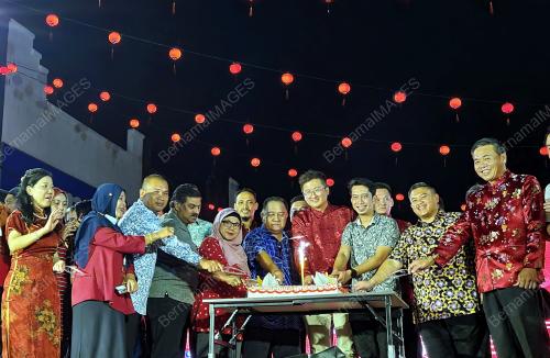 ADAM ADLI ABDUL HALIM