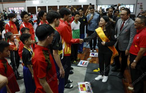 HANNAH YEOH