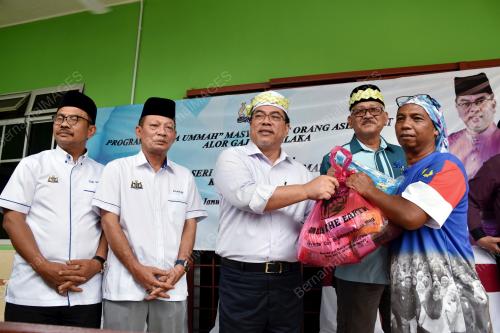 DATUK SERI SULAIMAN MD ALI
