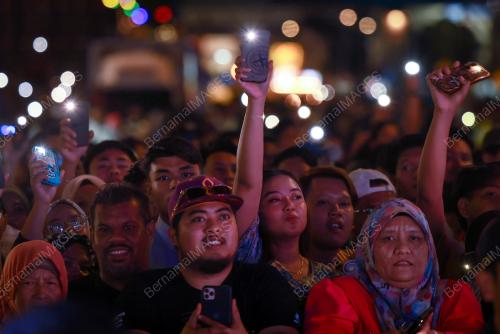 AMBANG TAHUN BAHARU 2025