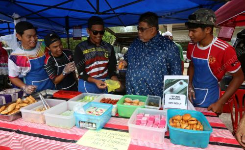 DATUK SERI AB RAUF YUSOH