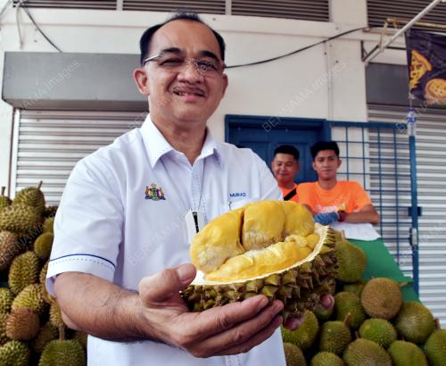 DATUK MURAD HUSIN
