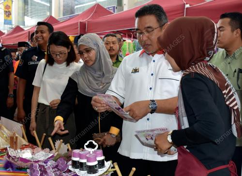 MK02_01092019_BAZAR_MELAKA_BN201908319782
