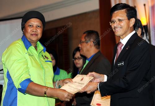 MK02_02042012_SEMINAR_DBKL