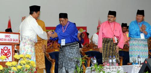 MK02_02092012_ALOR_GAJAH_UMNO