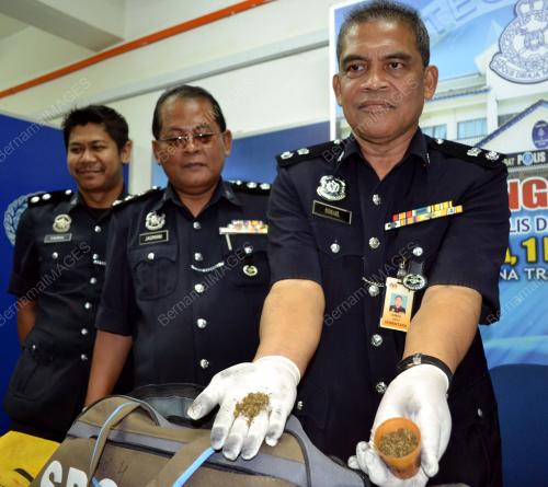 MK02_02092015_POLIS_DADAH