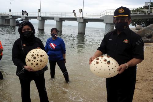 PULAU UNDAN