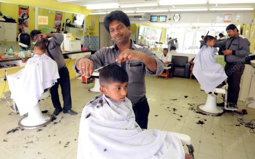 MK02_03012016_GUNTING_RAMBUT