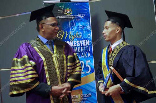 MUHAMMAD AZRUL HAZAMI HASSAN