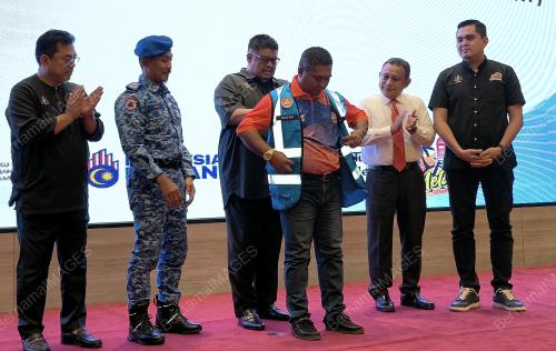 DATUK SERI AB RAUF YUSOH