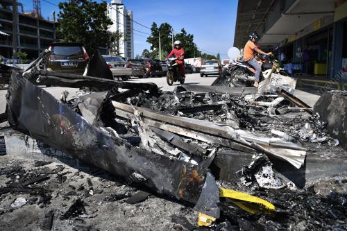 MK02_04012019_TERBAKAR_MBMB