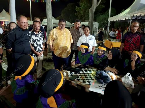 DATUK SERI AB RAUF YUSOH