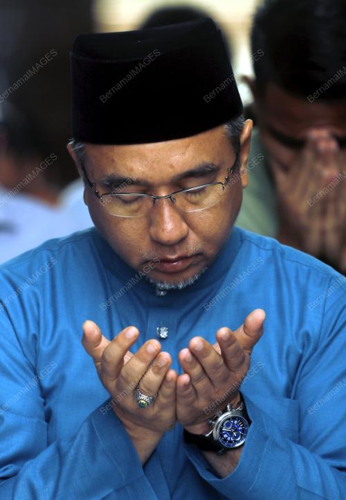 ADLY ZAHARI