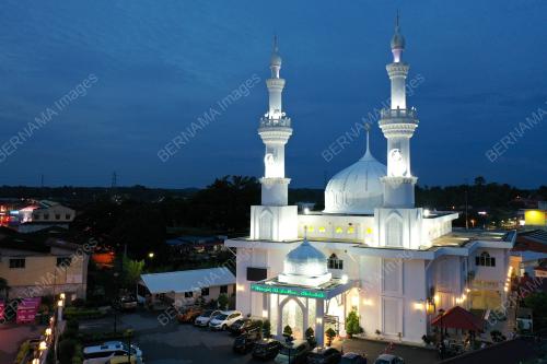 MASJID AL SULTAN ABDULLAH