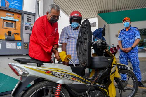 DATUK SERI MOHD REDZUAN MD YUSOF