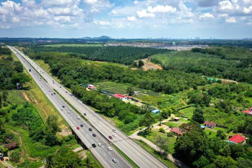 LEBUHRAYA UTARA SELATAN