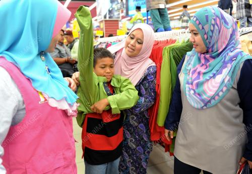 MK02_06062016_MAS_RAYA