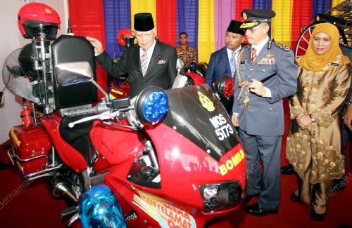 MK02_06112014_BALAI_BOMBA