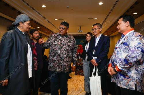 DATUK SERI AB RAUF YUSOH