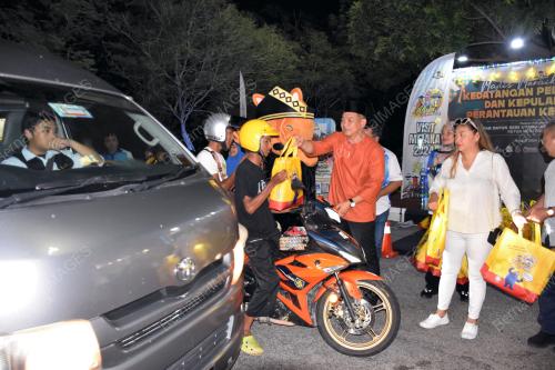 DATUK ABDUL RAZAK ABDUL RAHMAN
