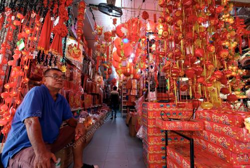 PERSIAPAN TAHUN BARU CINA
