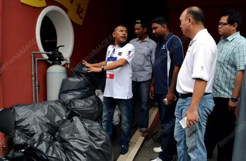 MK02_08072016_SAMPAH_KOMPAUN
