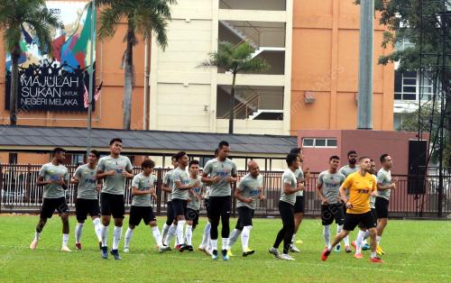 MK02_08102018_BOLA_BN20181007