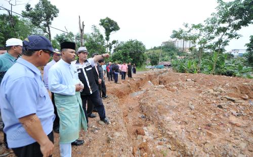 MK02_09012015_BANJIR_KILAT