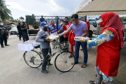 TELUR PERCUMA