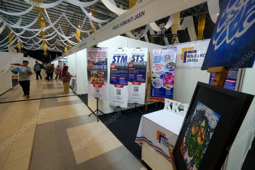KARNIVAL TVET