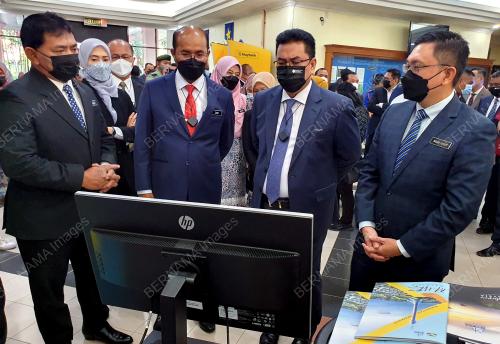 DATUK SERI SULAIMAN MD ALI