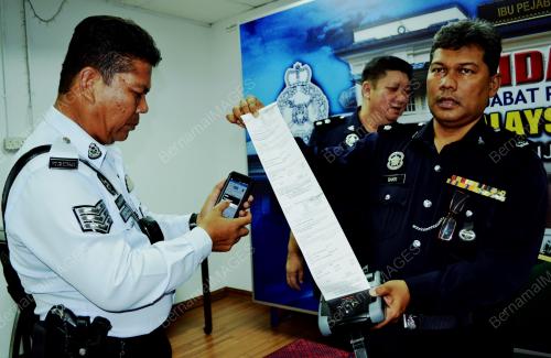 MK02_11072016_POLIS_MOBILECOPS