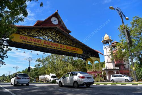 PINTU GERBANG MELAKA