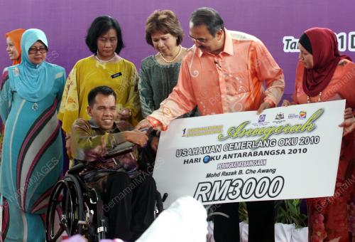 MOHD ALI RUSTAM