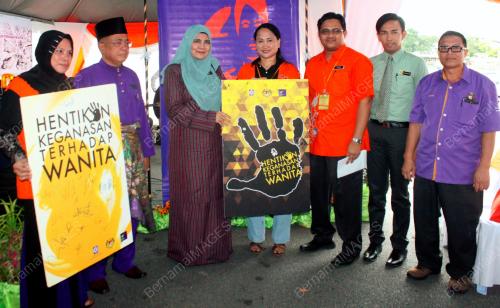 MK02_11122015_MUNIRAH_WANITA