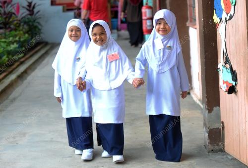 MK02_12012015_TAHUN1