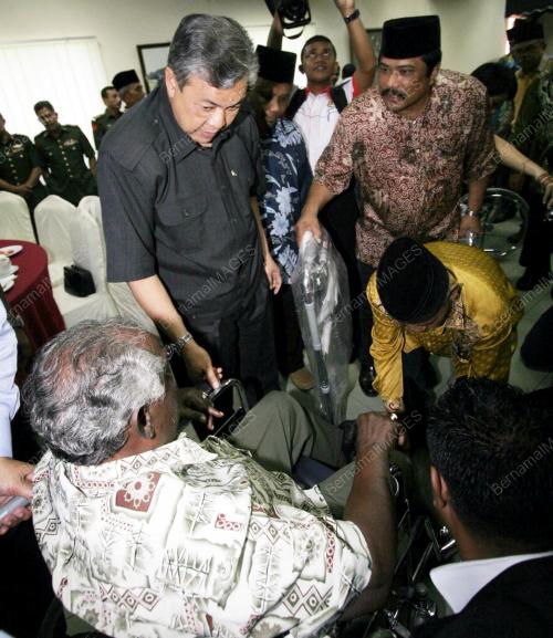 AHMAD ZAHID HAMIDI