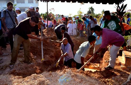 MK02_12032016_JENAZAH_KEBUMI