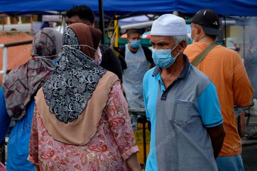WARGA EMAS DI PASAR