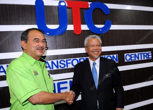 MK02_12062012_HUSNI_ALI